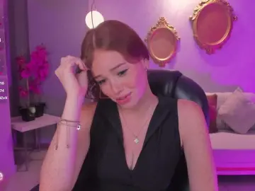 CorinneRusso  live sex cam