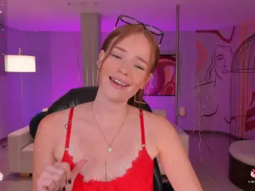 CorinneRusso  live sex cam