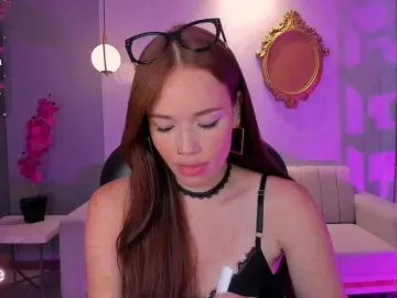 CorinneRusso  live sex cam