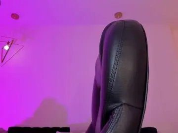 CorinneRusso  live sex cam