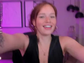 CorinneRusso  live sex cam