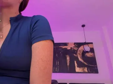CorinneRusso  live sex cam