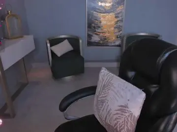 CorinneRusso  live sex cam