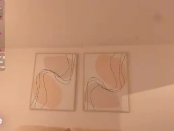 CorinneRusso  live sex cam