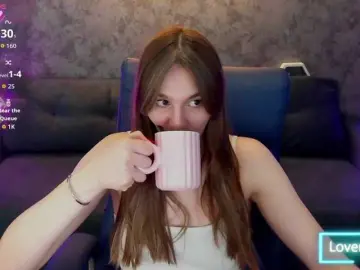 DiamondGoldie  live sex cam