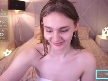 DiamondGoldie  live sex cam