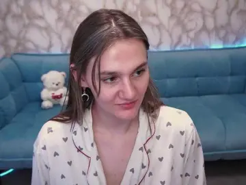 DiamondGoldie  live sex cam