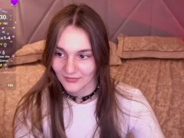 DiamondGoldie  live sex cam