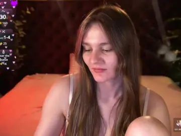 DiamondGoldie  live sex cam