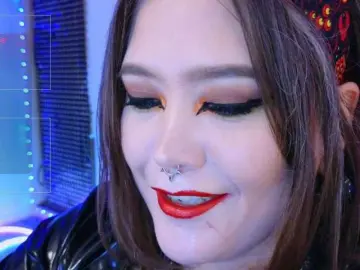 Laura-Wicked  live sex cam