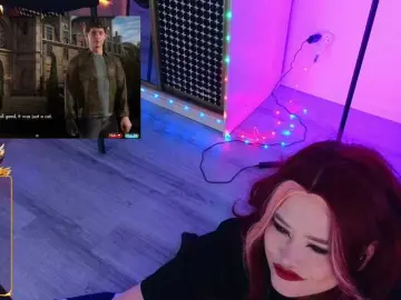 Laura-Wicked  live sex cam