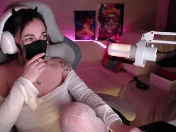 NightMint  live sex cam