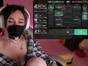 NightMint  live sex cam