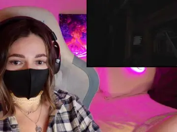 NightMint  live sex cam