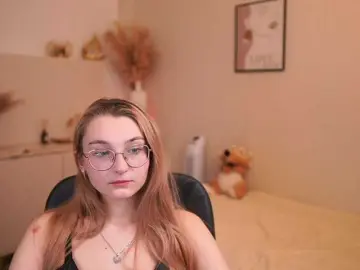 Sophielux18  live sex cam