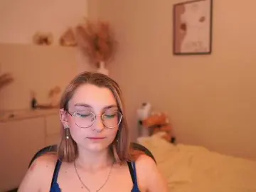 Sophielux18  live sex cam