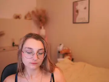Sophielux18  live sex cam