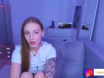 VibeLina  live sex cam