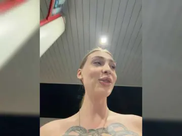 VibeLina  live sex cam