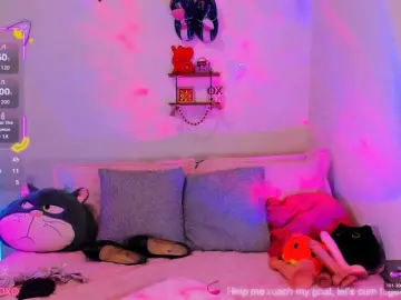 Daphnesweet  live sex cam