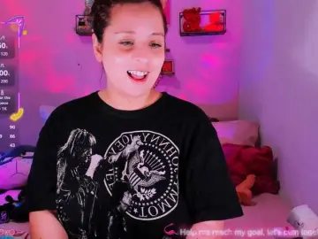 Daphnesweet  live sex cam