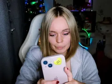 BadGirl2609  live sex cam