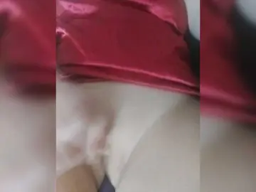 Lunauniverse  live sex cam