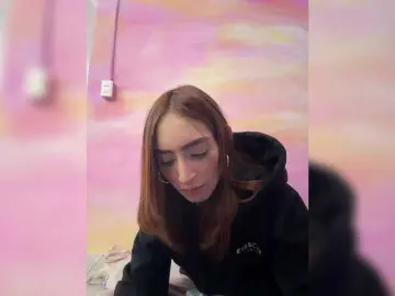 Megan-Holly  live sex cam