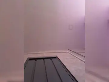 Megan-Holly  live sex cam