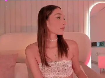 Megan-Holly  live sex cam