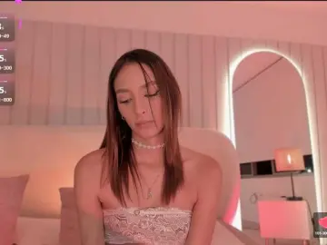 Megan-Holly  live sex cam