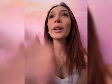 Megan-Holly  live sex cam