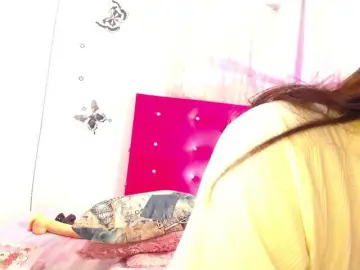 Naugthy-choko  live sex cam