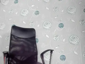 Lunaeva23  live sex cam