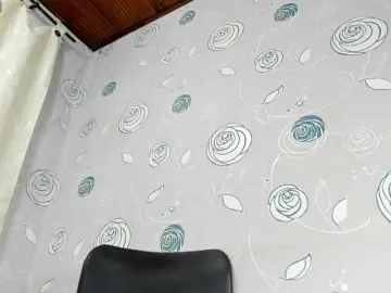 Lunaeva23  live sex cam