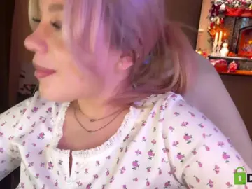 Maksisisia  live sex cam