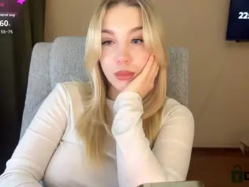 Maksisisia  live sex cam