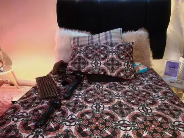 Rayne-lor  live sex cam