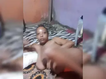 Hennesy-Camila  live sex cam