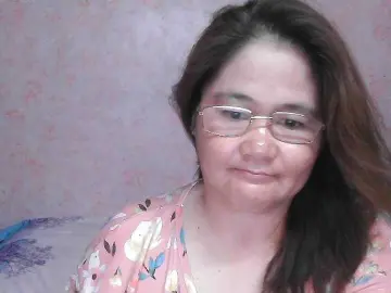 NICEtitspinay  live sex cam