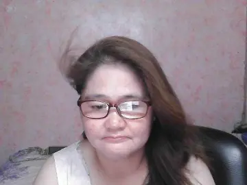 NICEtitspinay  live sex cam