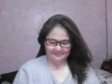 NICEtitspinay  live sex cam