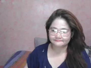 NICEtitspinay  live sex cam