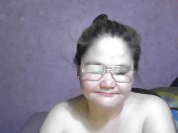 NICEtitspinay  live sex cam