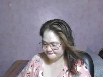 NICEtitspinay  live sex cam