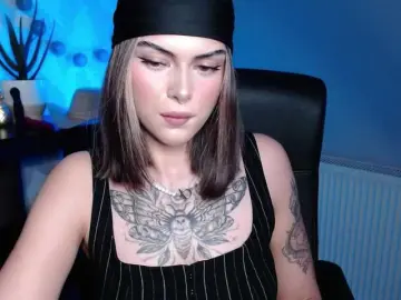 NovaSin  live sex cam