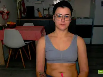 Sashanotfound  live sex cam