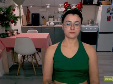 Sashanotfound  live sex cam