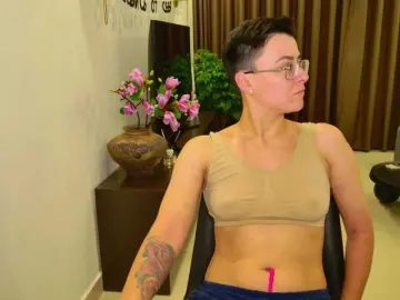 Sashanotfound  live sex cam