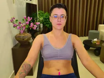 Sashanotfound  live sex cam